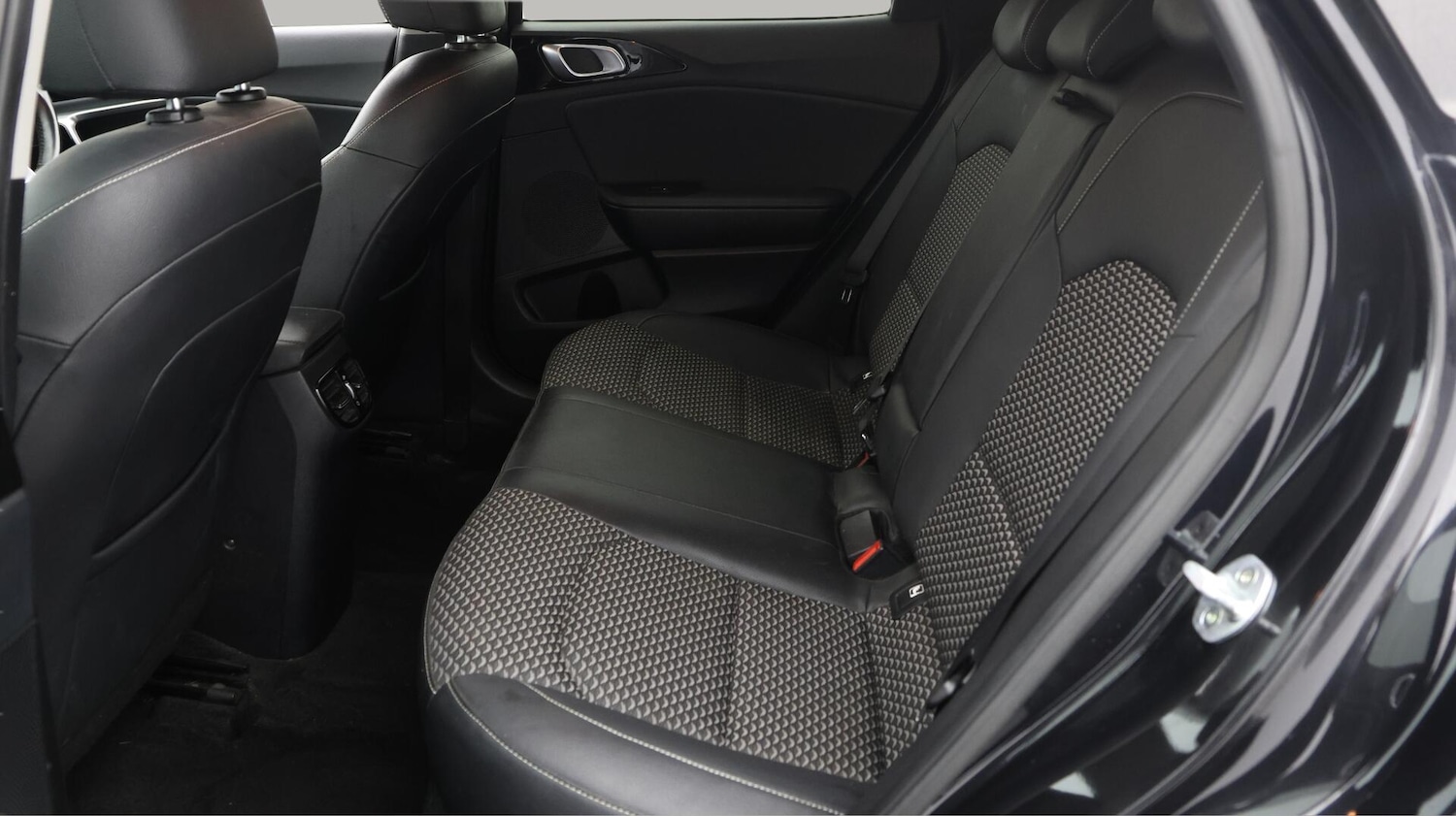 Used Kia XCeed 2021 for sale - 76781475: Photo 17