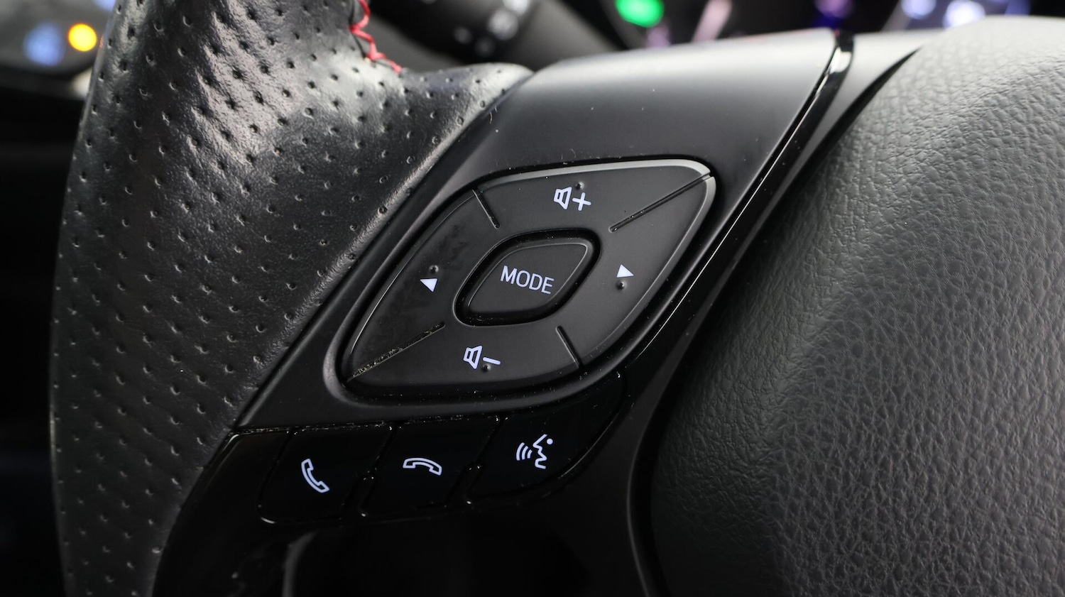Used Toyota C-HR 2022 for sale - 76072733: Photo 24