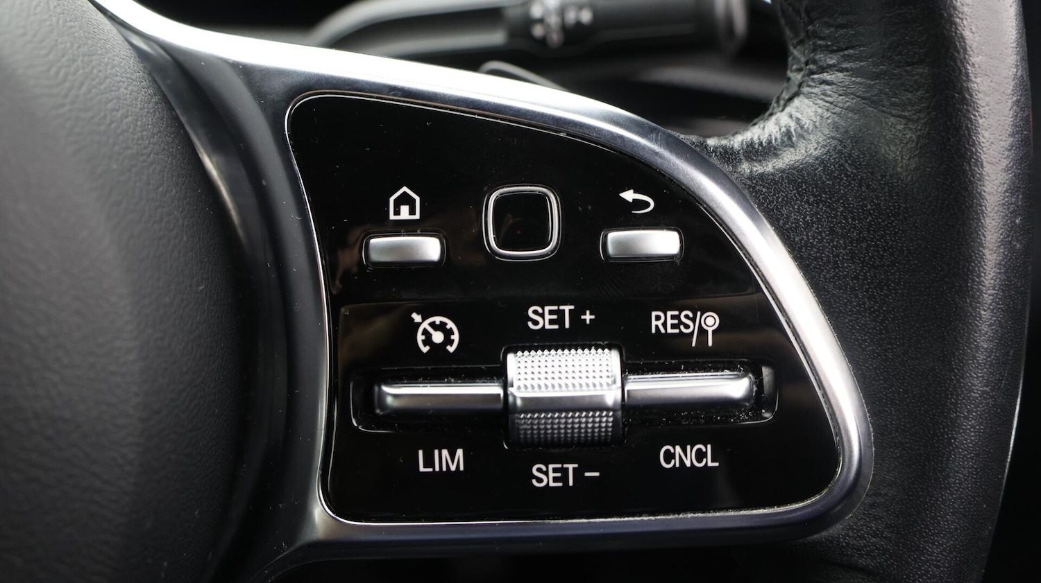 Used Mercedes-Benz A-Class 2019 for sale - 76072323: Photo 25
