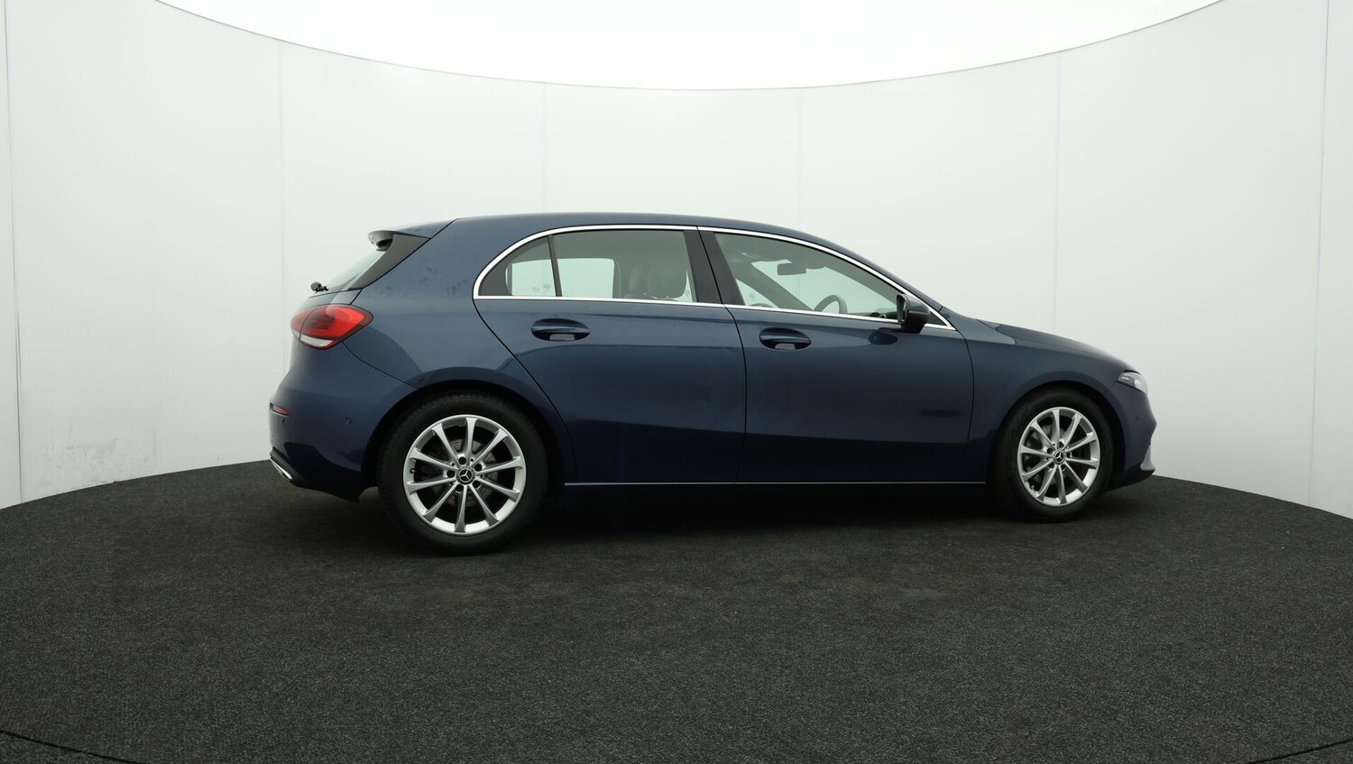 Used Mercedes-Benz A-Class 2019 for sale - 76072323: Photo 41