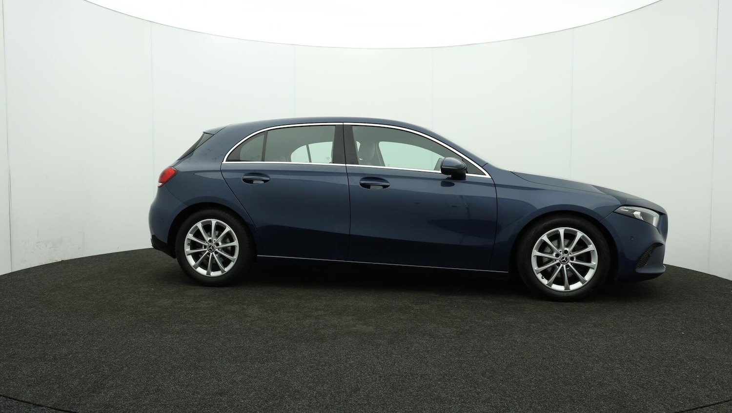 Used Mercedes-Benz A-Class 2019 for sale - 76072323: Photo 45