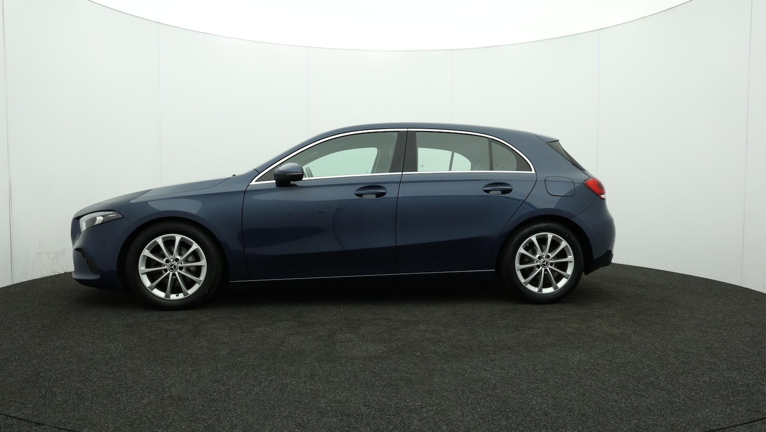 Used Mercedes-Benz A-Class 2019 for sale - 76072323: Photo 72