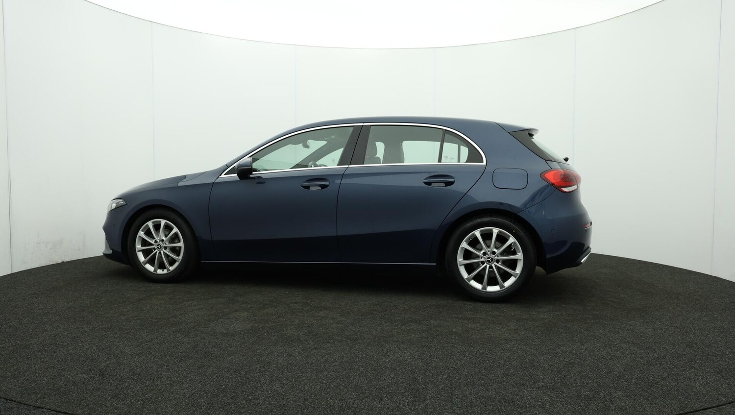 Used Mercedes-Benz A-Class 2019 for sale - 76072323: Photo 75