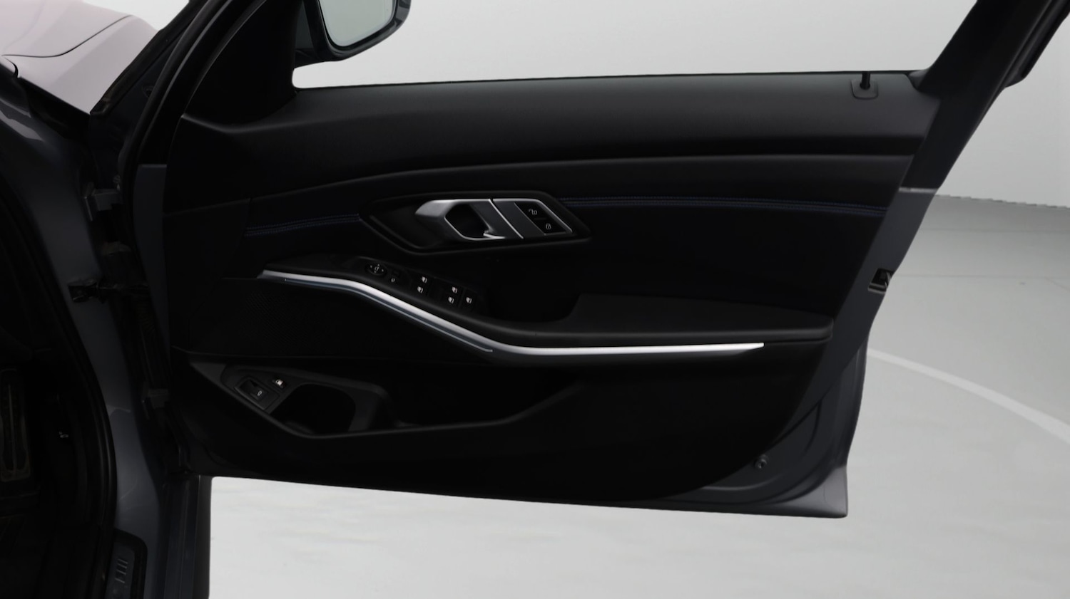 Used BMW 3 Series 2023 for sale - 77984999: Photo 15