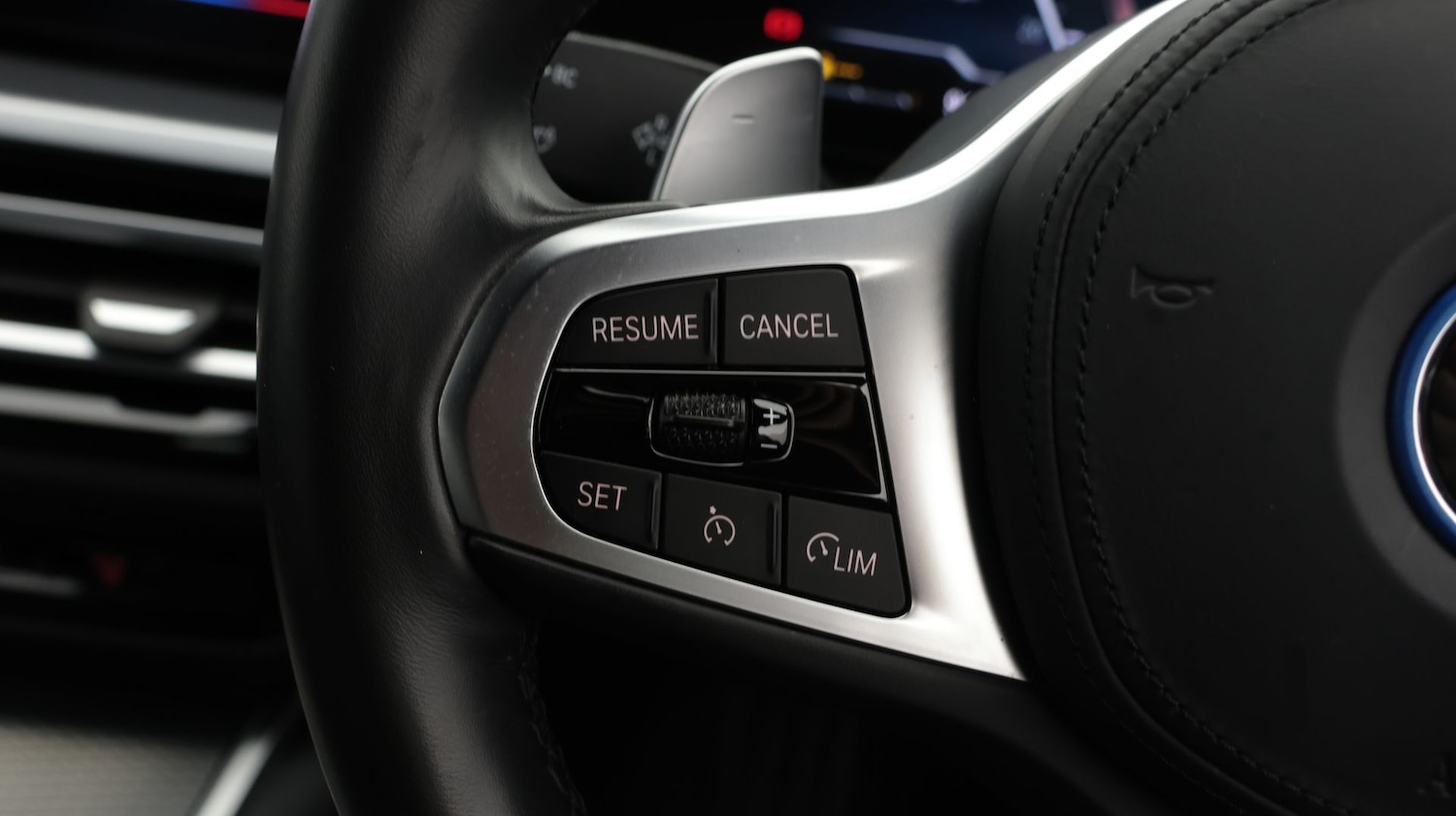 Used BMW 3 Series 2023 for sale - 77984999: Photo 23