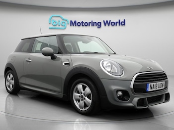 Used MINI Hatch 2018 for sale - 75646710: Photo