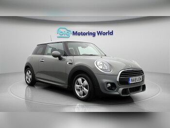 Used MINI Hatch 2018 for sale - 75646710: Photo