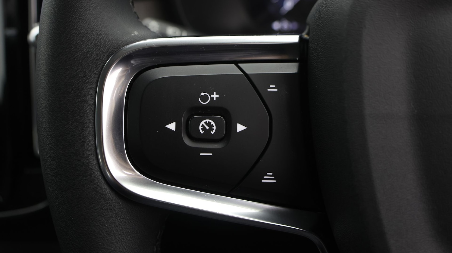 Used Volvo XC40 2022 for sale - 77277502: Photo 22