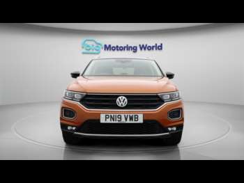 Used Volkswagen T-Roc 2019 for sale - 75024320: Photo