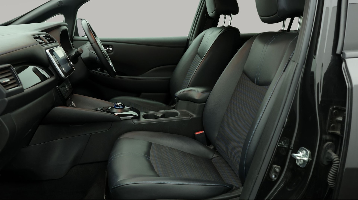 Used Nissan Leaf 2022 for sale - 77994482: Photo 14