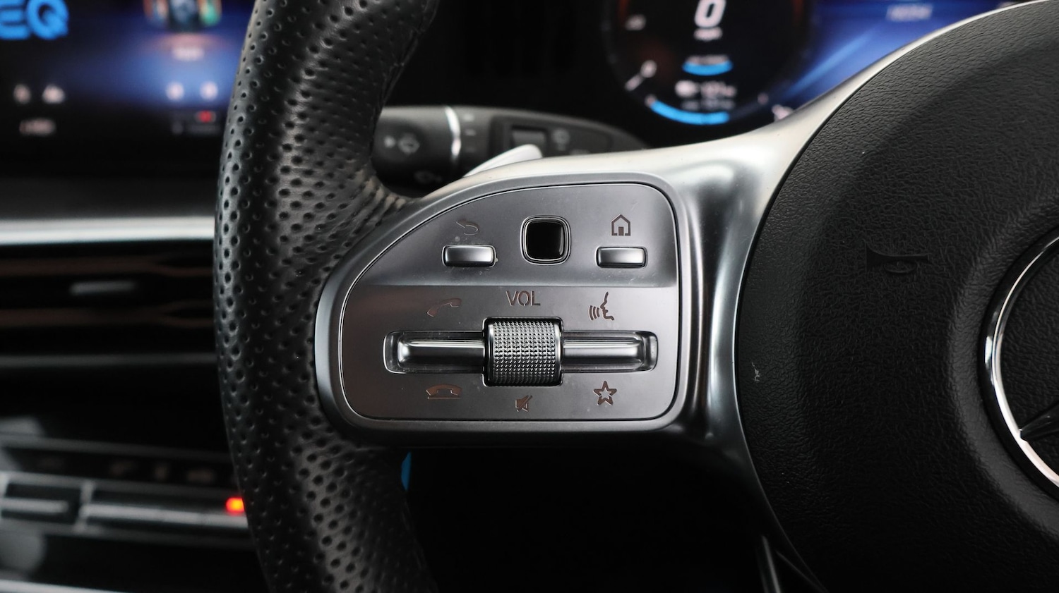 Used Mercedes-Benz EQC 2023 for sale - 77675813: Photo 25