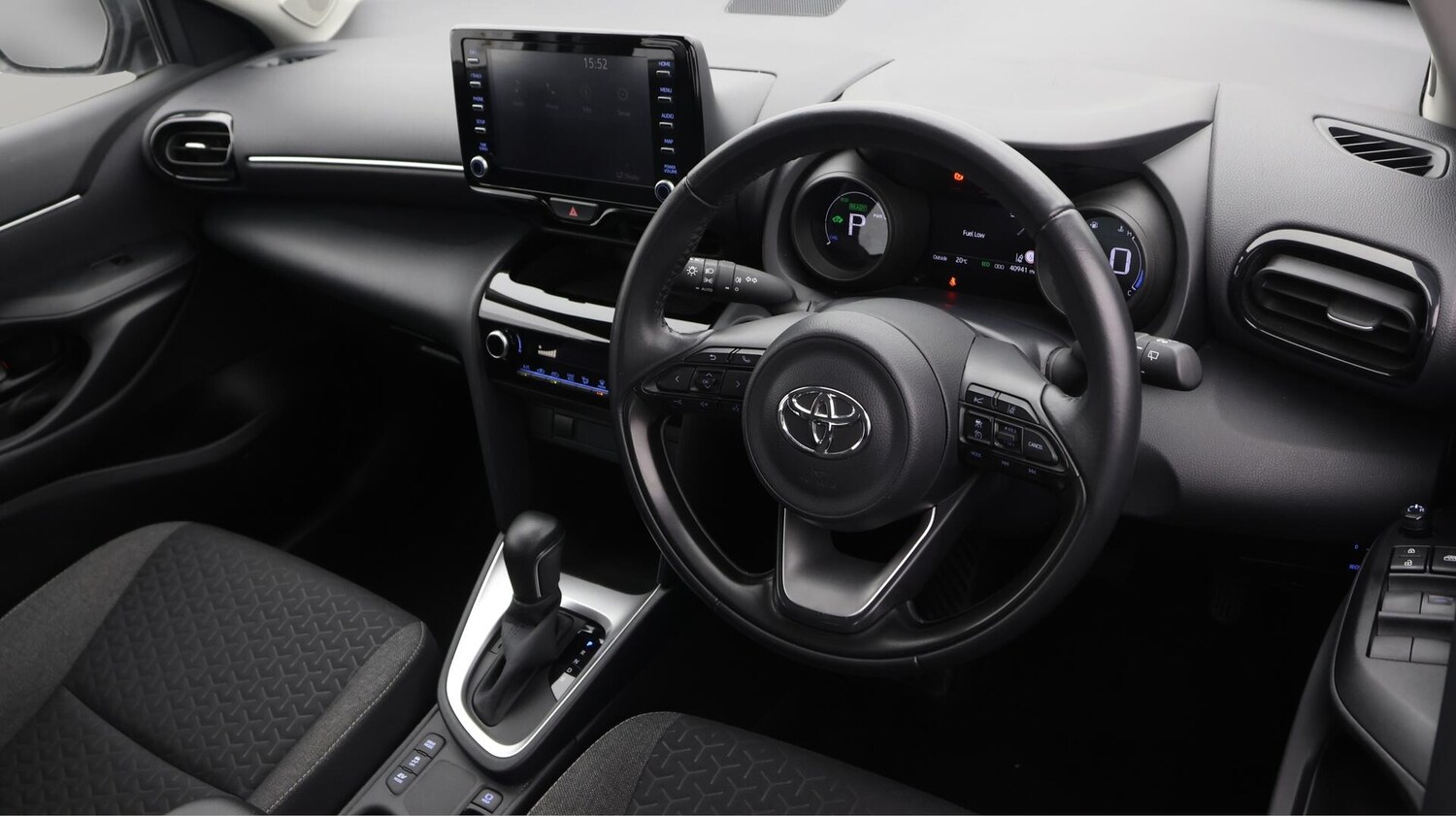 Used Toyota Yaris Cross 2023 for sale - 76189796: Photo 10