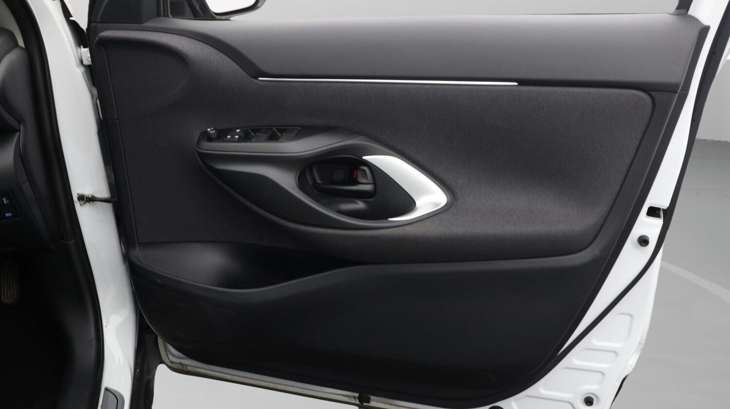 Used Toyota Yaris Cross 2023 for sale - 76189796: Photo 16