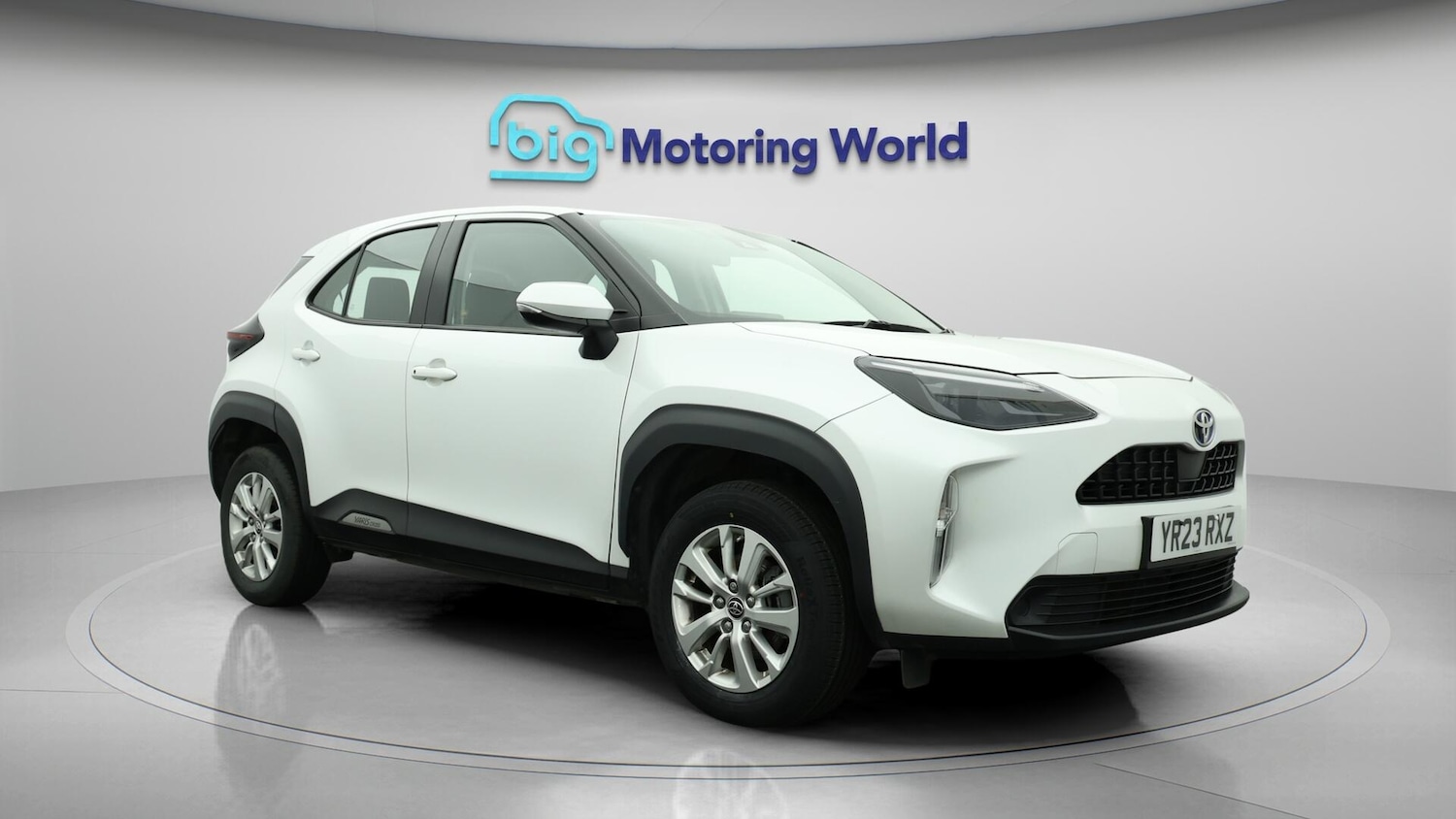 Used Toyota Yaris Cross 2023 for sale - 76189796: Photo 2