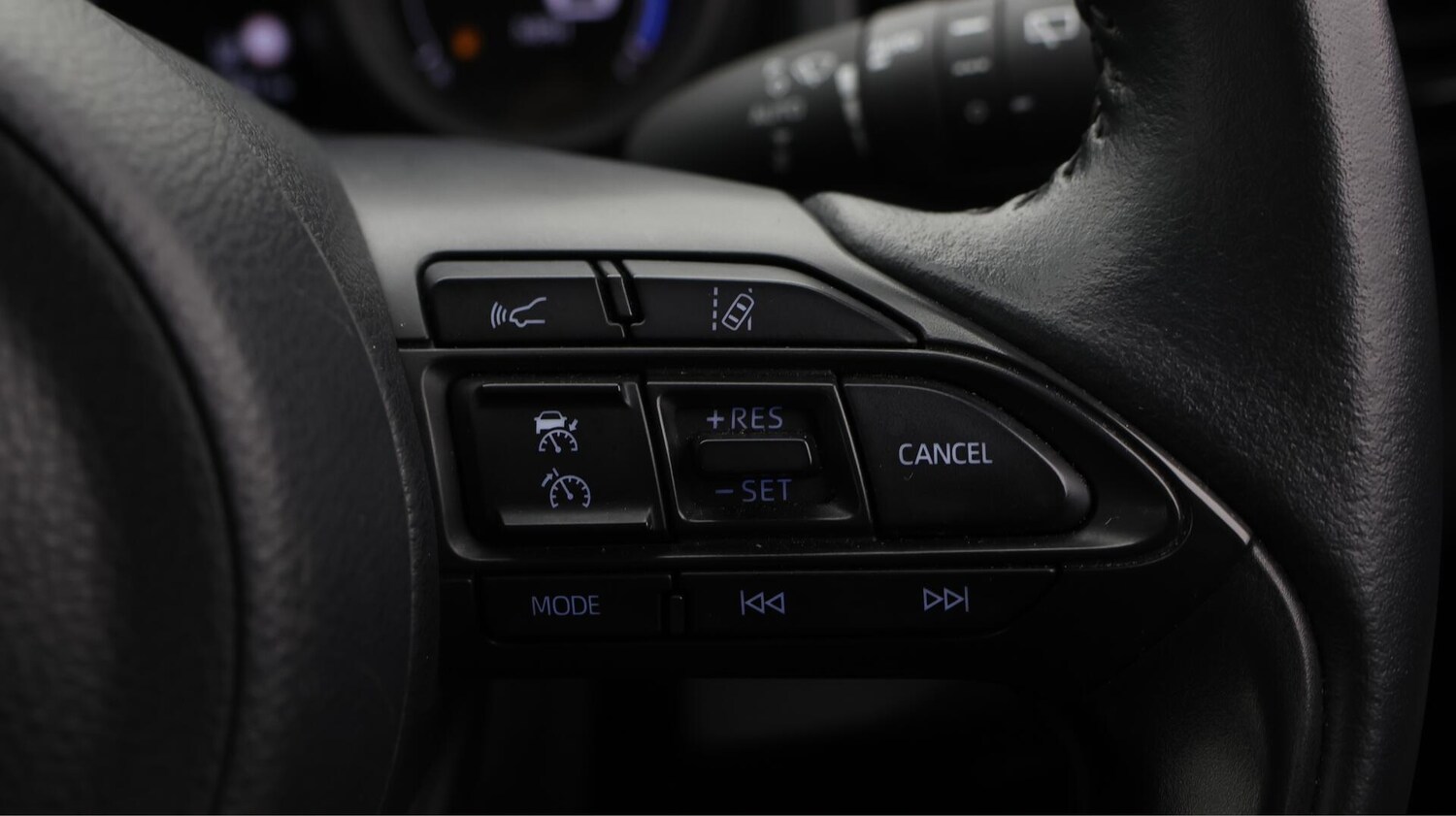 Used Toyota Yaris Cross 2023 for sale - 76189796: Photo 25