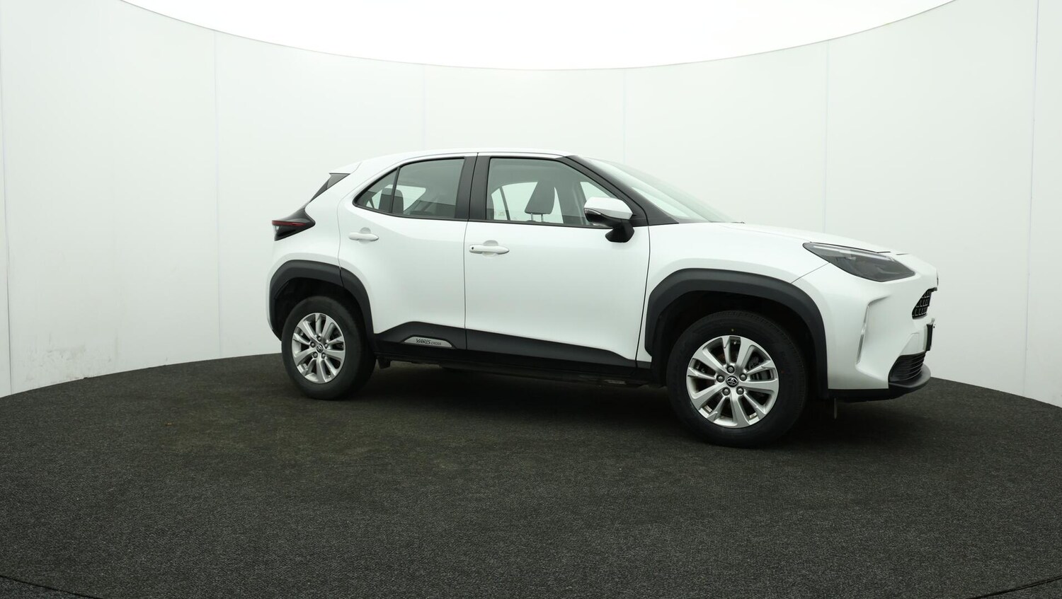 Used Toyota Yaris Cross 2023 for sale - 76189796: Photo 49