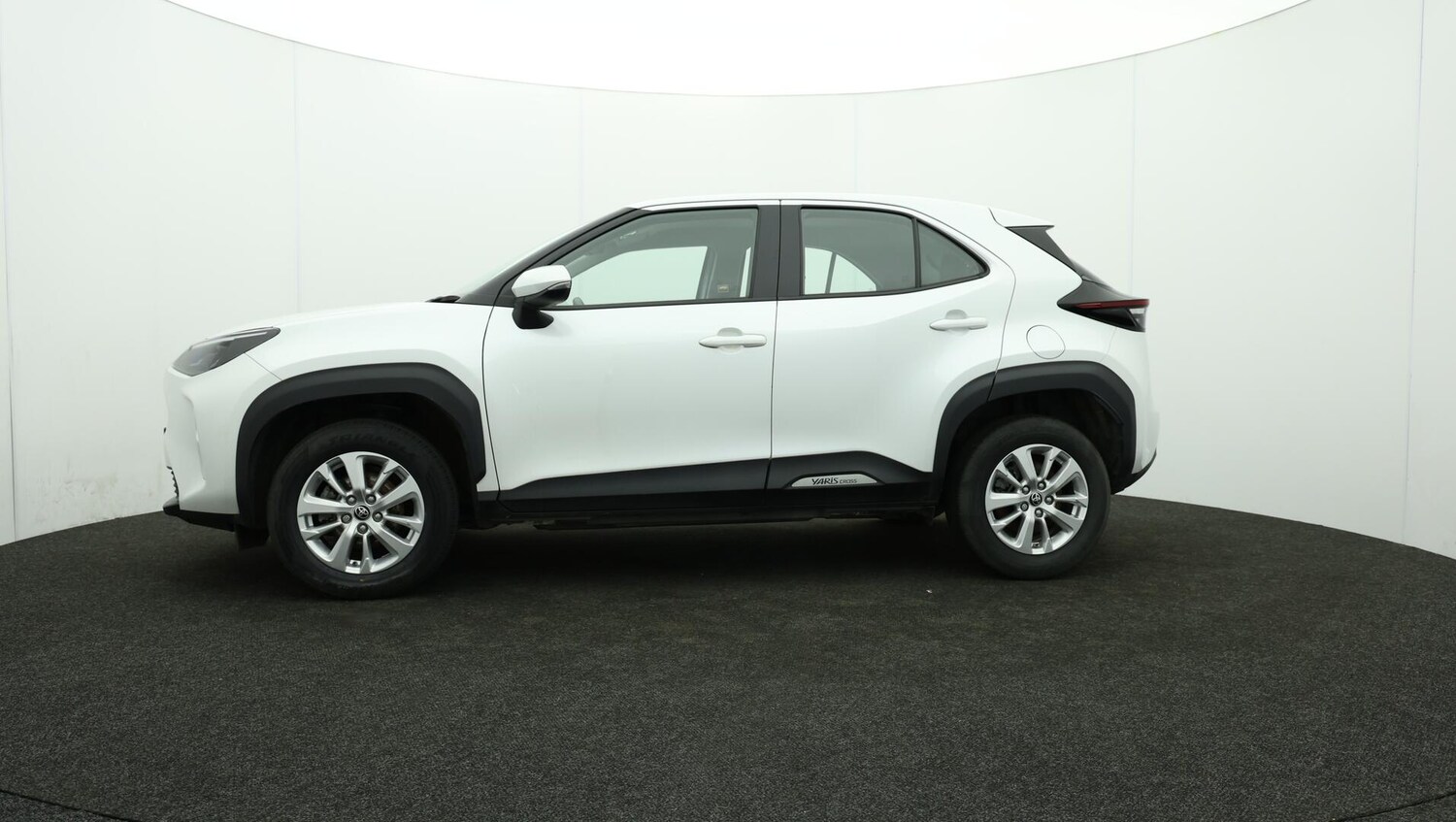 Used Toyota Yaris Cross 2023 for sale - 76189796: Photo 72
