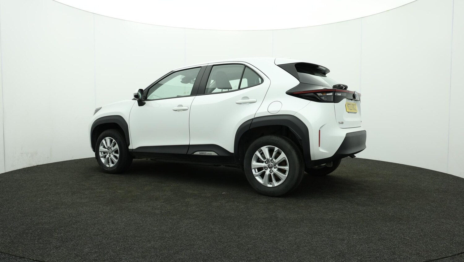 Used Toyota Yaris Cross 2023 for sale - 76189796: Photo 78