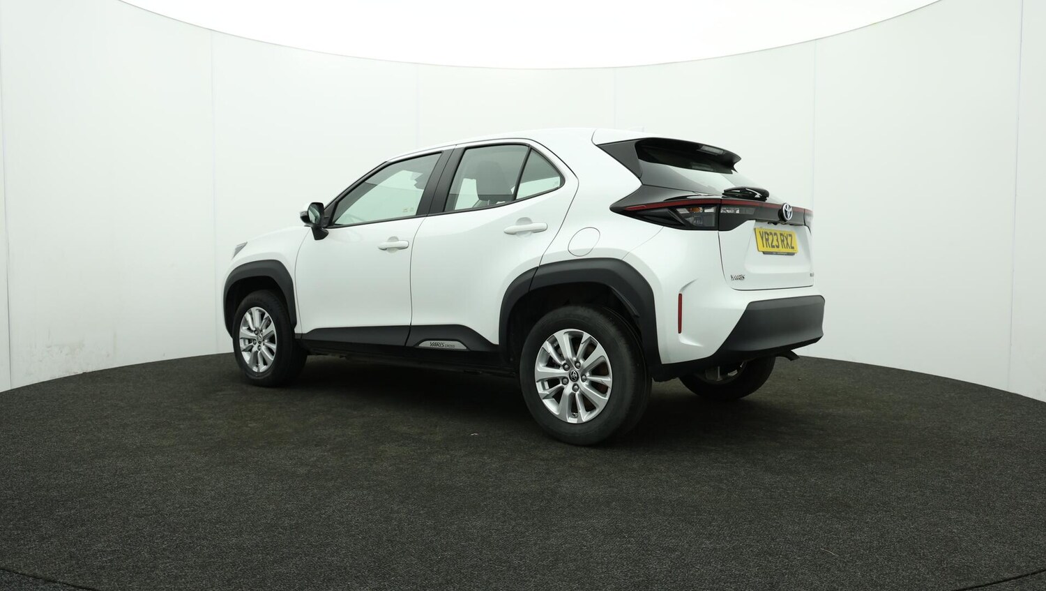 Used Toyota Yaris Cross 2023 for sale - 76189796: Photo 79