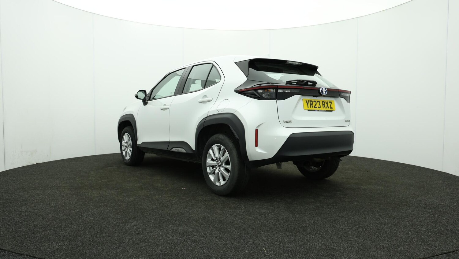 Used Toyota Yaris Cross 2023 for sale - 76189796: Photo 82