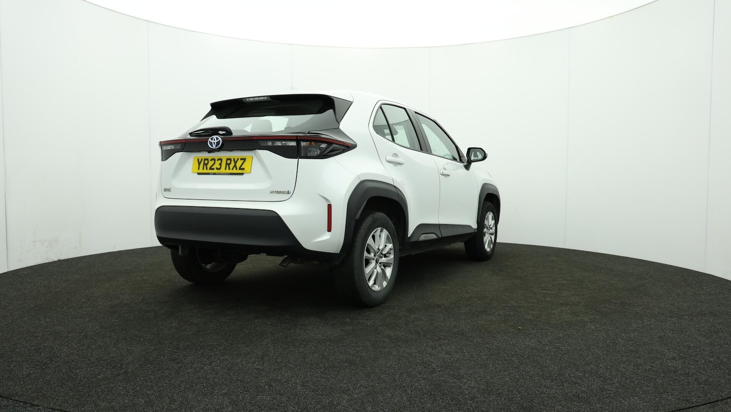 Used Toyota Yaris Cross 2023 for sale - 76189796: Photo 86