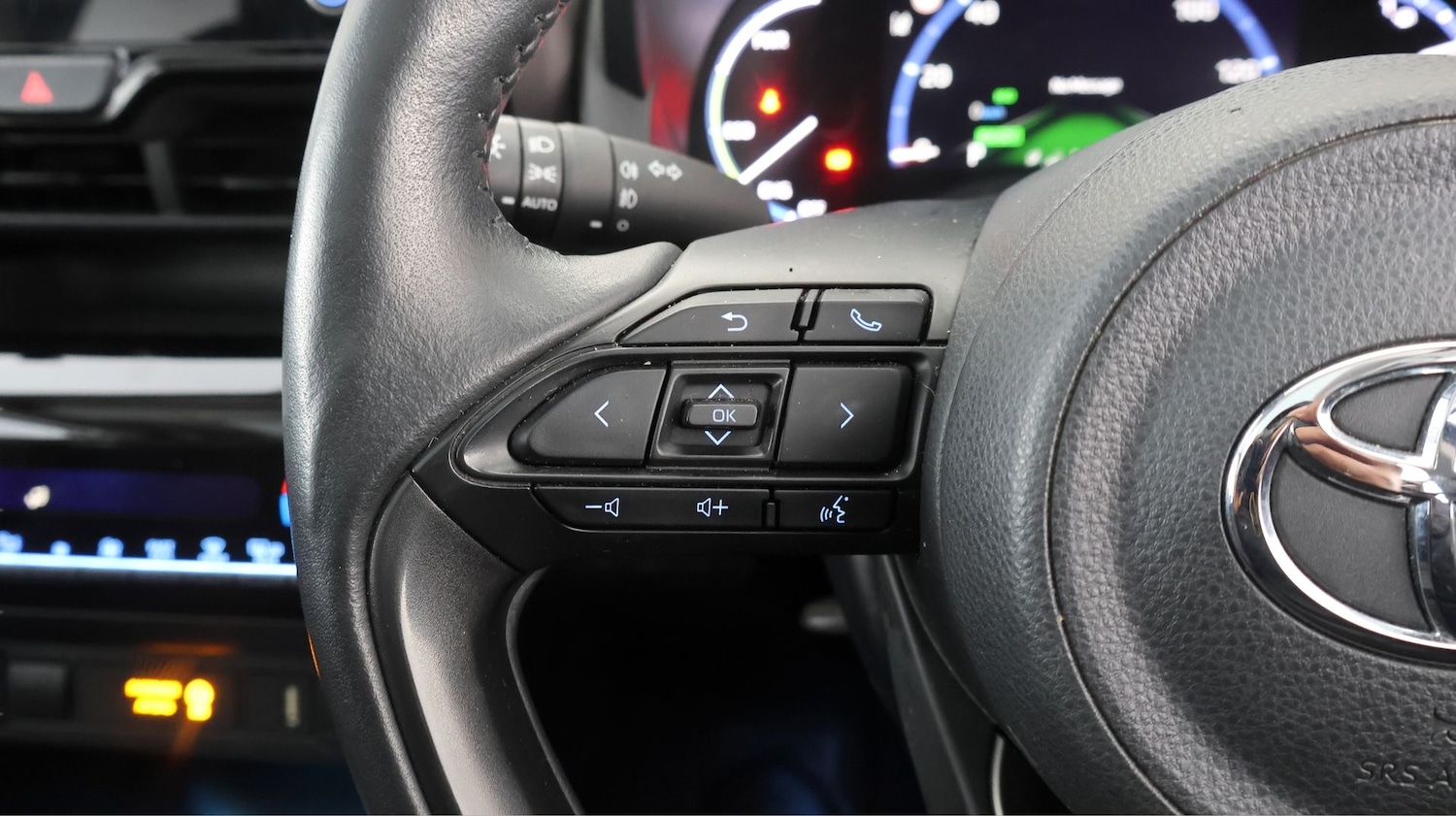 Used Toyota Yaris Cross 2023 for sale - 77848542: Photo 21