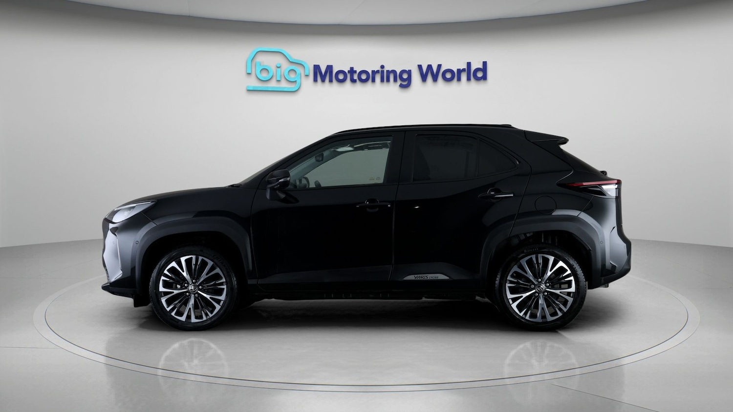 Used Toyota Yaris Cross 2023 for sale - 77848542: Photo 4