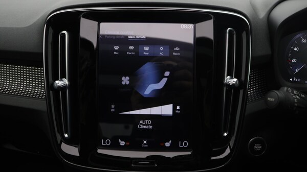 Used Volvo XC40 for sale - 76315195: Photo 13