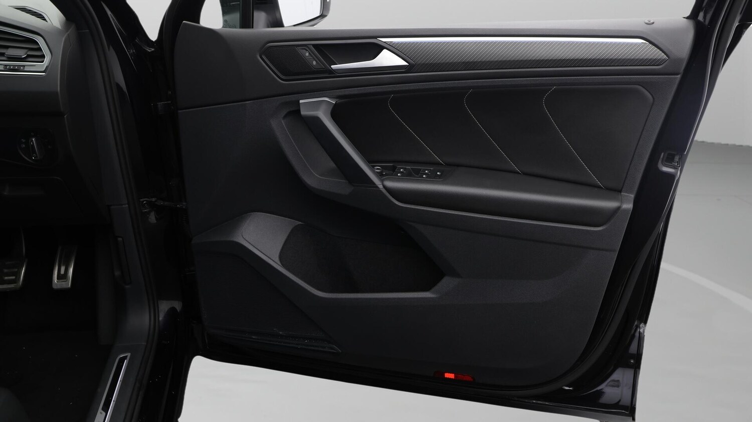 Used Volkswagen Tiguan 2020 for sale - 76743489: Photo 16