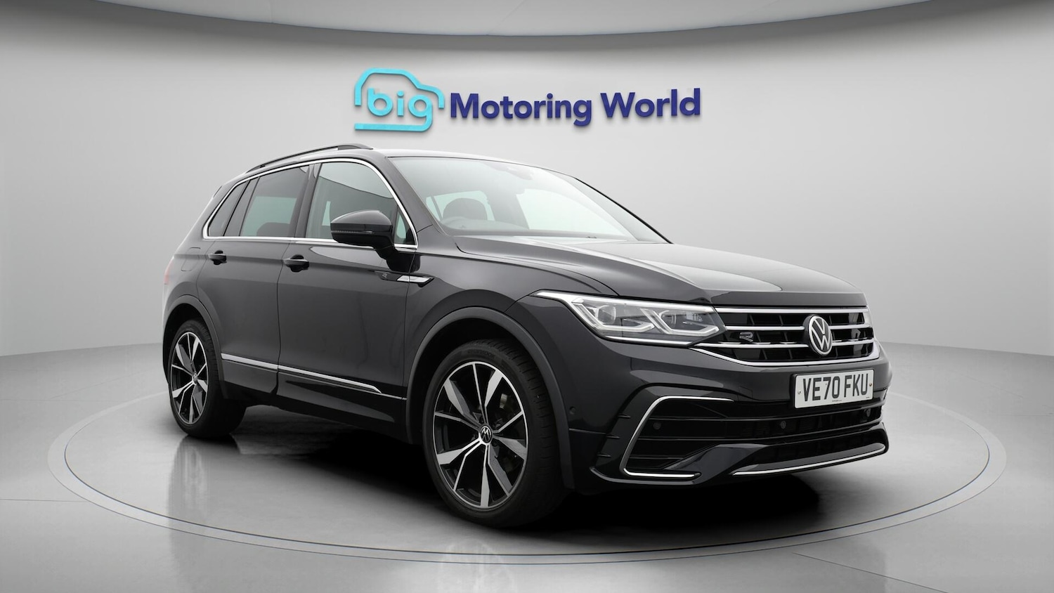 Used Volkswagen Tiguan 2020 for sale - 76743489: Photo 2
