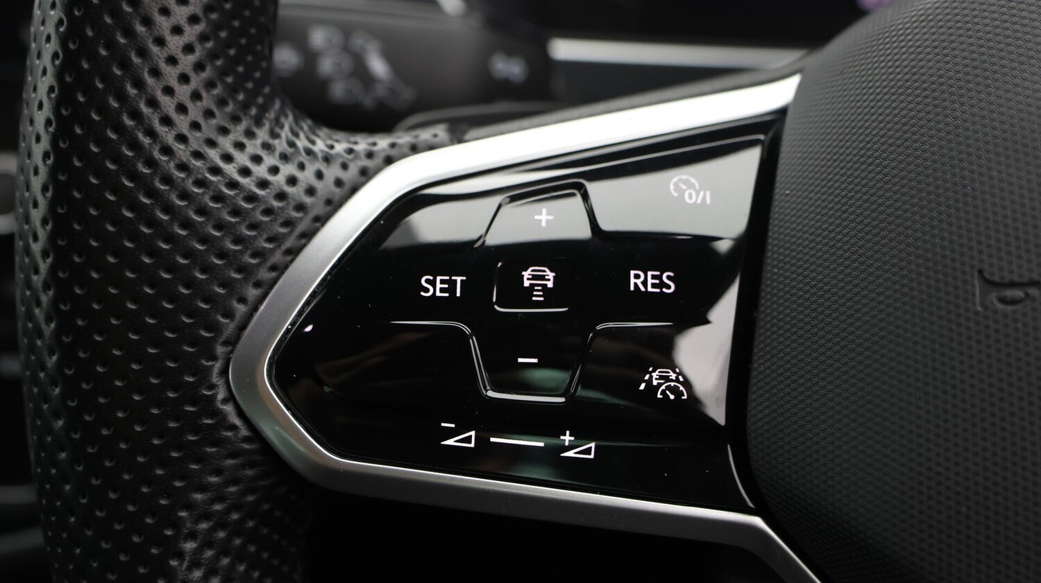 Used Volkswagen Tiguan 2020 for sale - 76743489: Photo 23