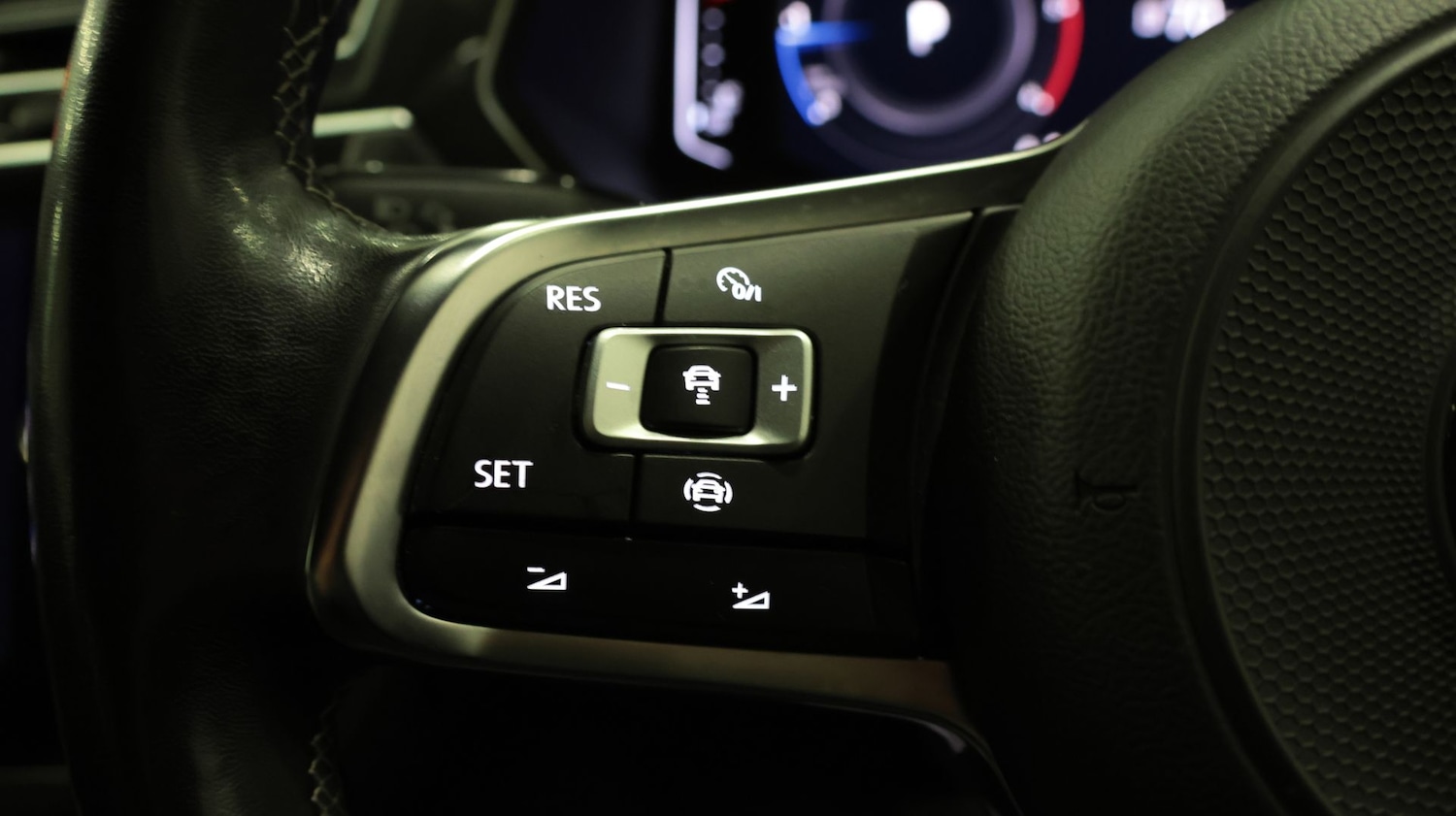 Used Volkswagen Tiguan 2020 for sale - 77973858: Photo 24