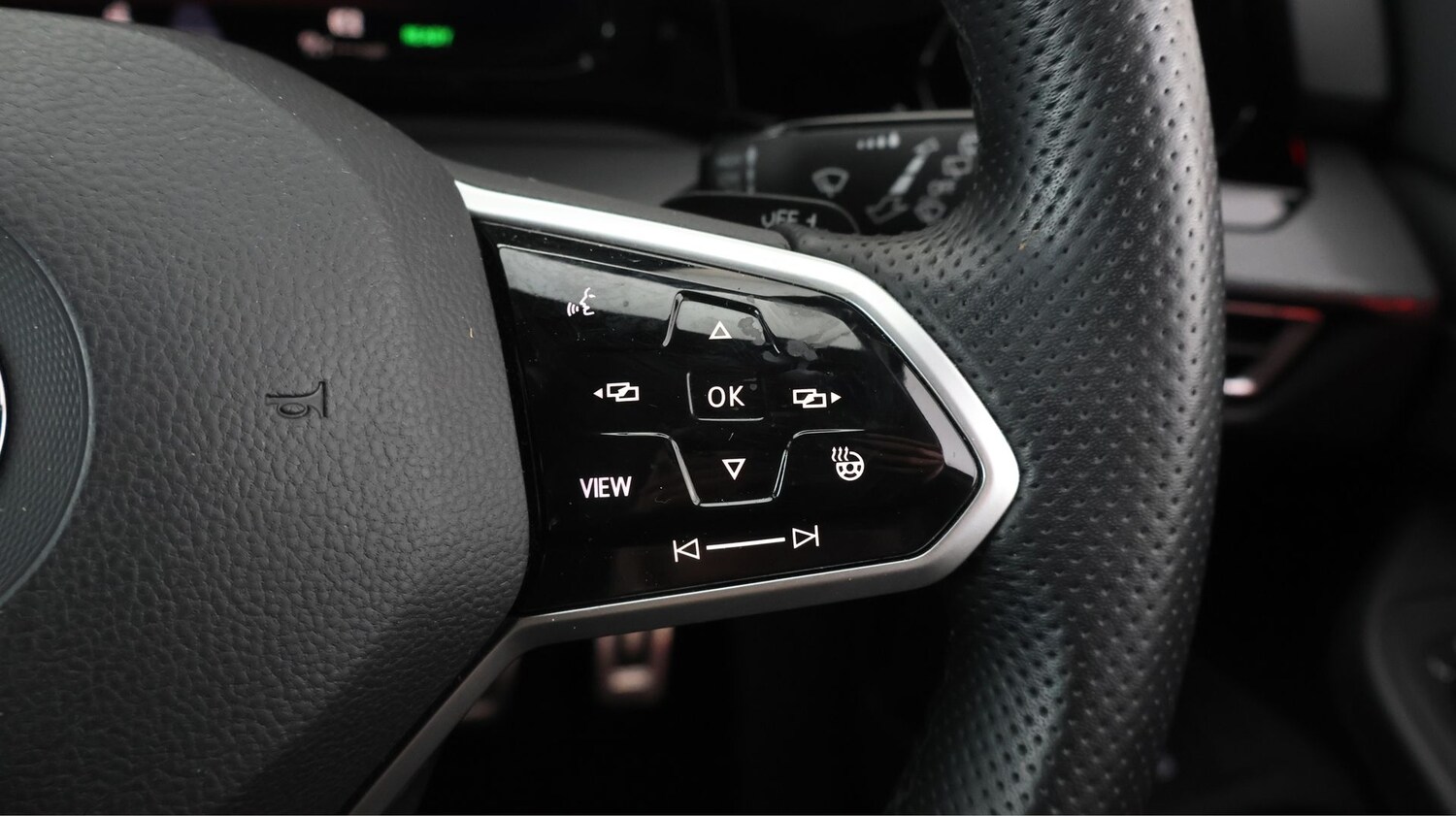 Used Volkswagen Golf 2023 for sale - 77465525: Photo 24