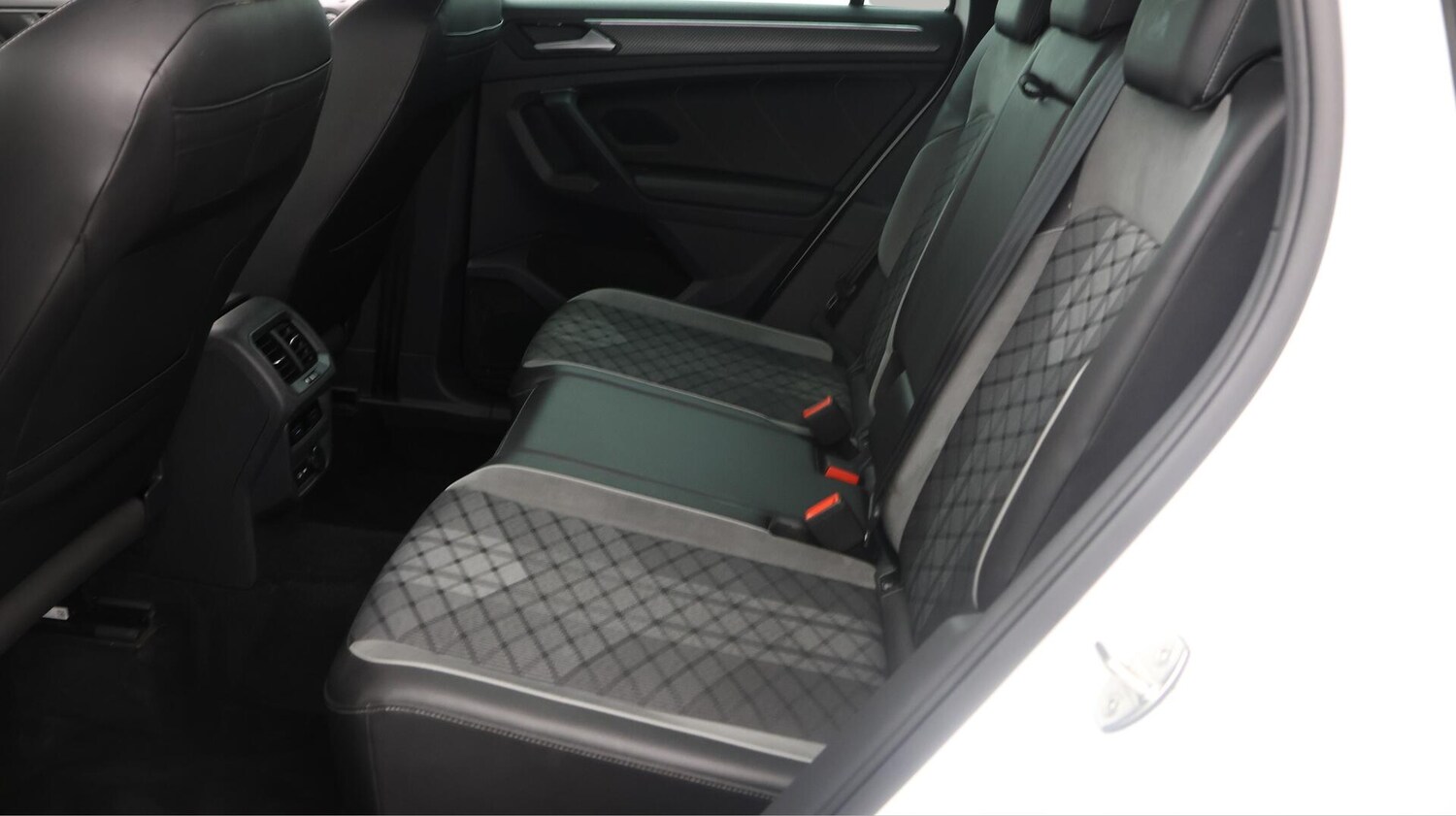 Used Volkswagen Tiguan 2021 for sale - 76472942: Photo 17