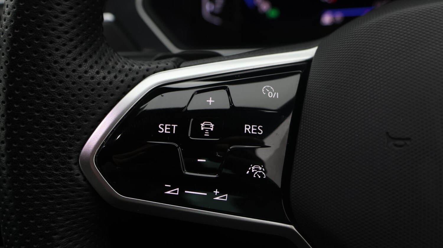 Used Volkswagen Tiguan 2021 for sale - 76472942: Photo 23