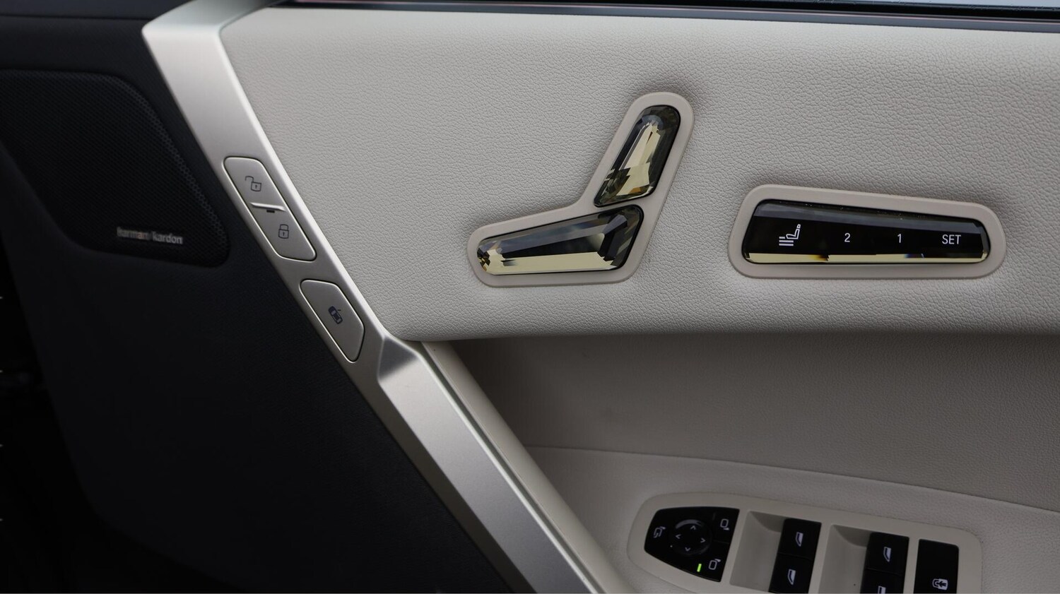 Used BMW iX 2022 for sale - 76701224: Photo 23