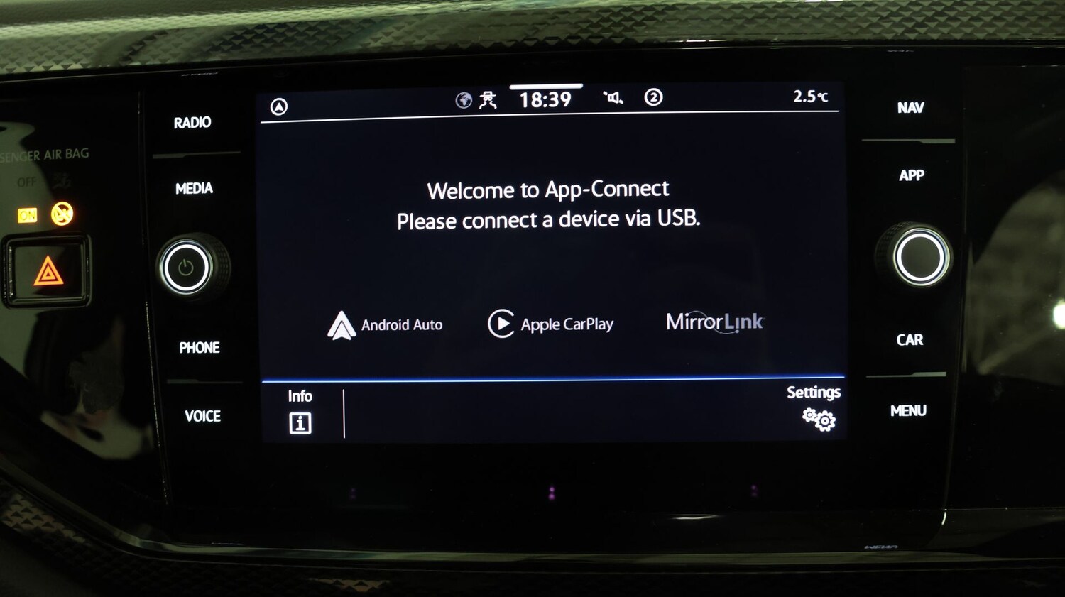 Used Volkswagen Polo 2022 for sale - 77635798: Photo 23