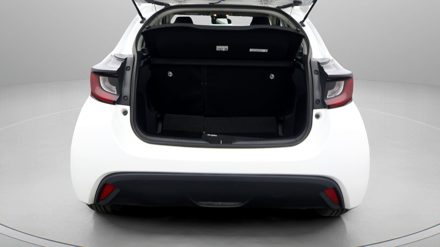 Used Toyota Yaris 2022 for sale - 77181913: Photo 17