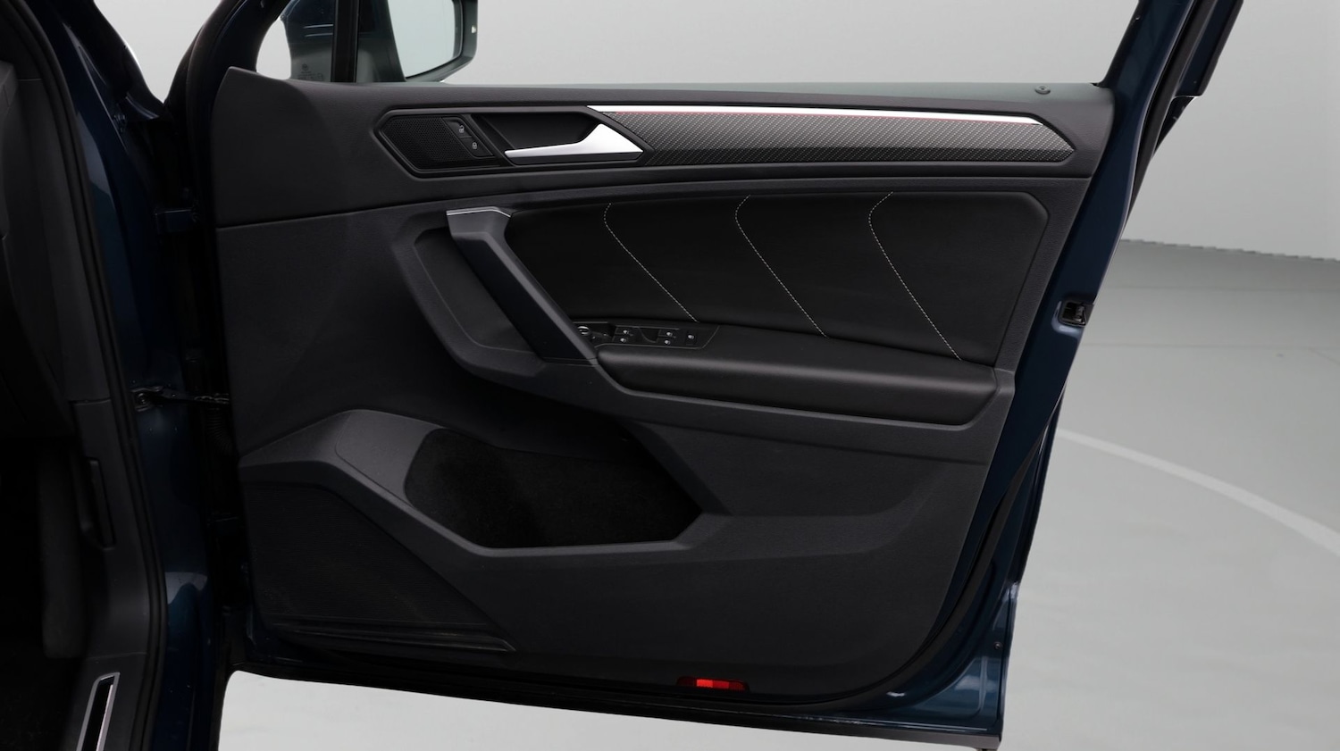 Used Volkswagen Tiguan 2023 for sale - 77906184: Photo 15