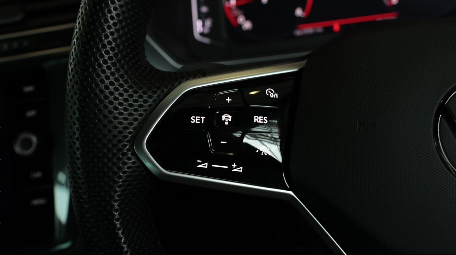 Used Volkswagen Tiguan 2023 for sale - 77906184: Photo 22