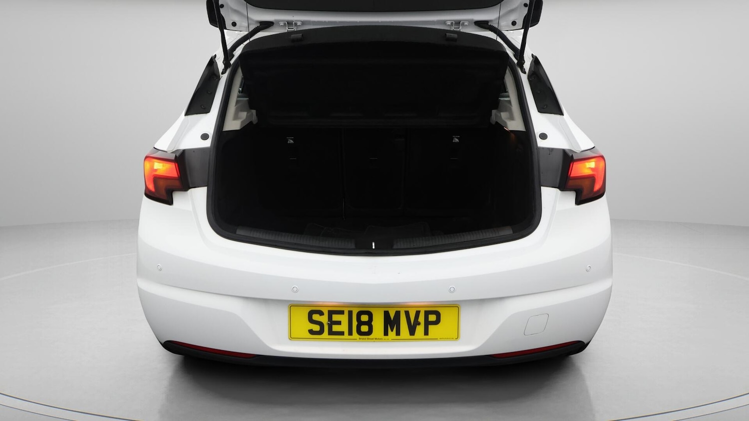 Used Vauxhall Astra 2018 for sale - 76424451: Photo 18