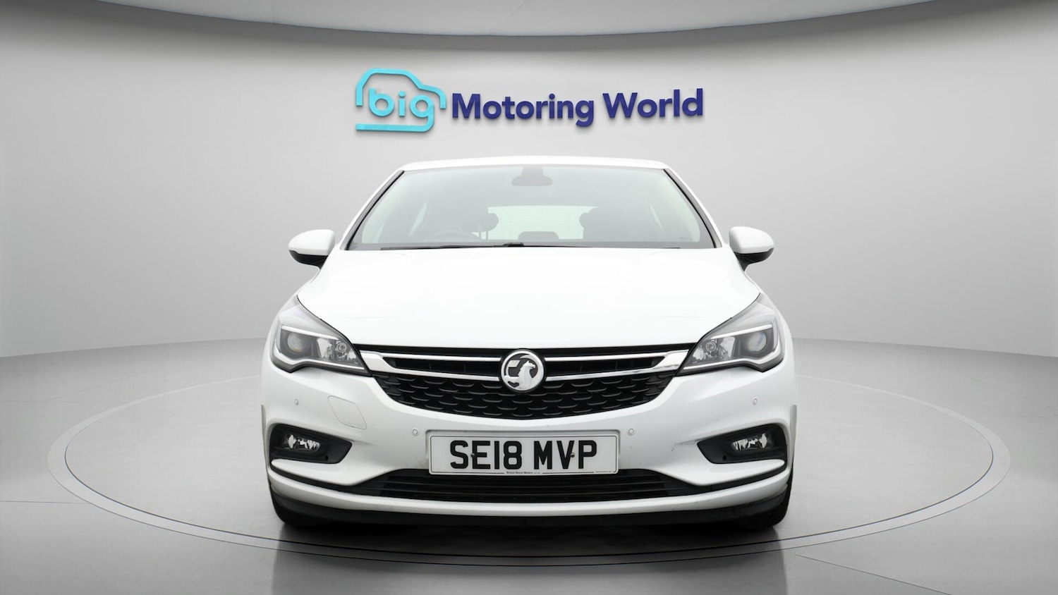 Used Vauxhall Astra 2018 for sale - 76424451: Photo 3