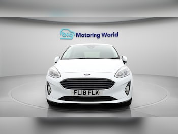 Used Ford Fiesta 2018 for sale - 76432510: Photo