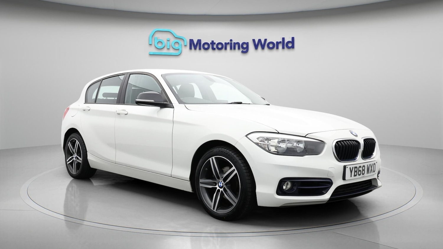 Used BMW 1 Series 2018 for sale - 76714969: Photo 2