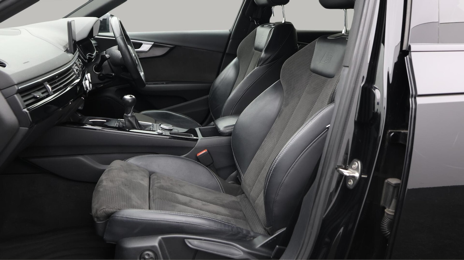 Used Audi A4 2019 for sale - 76484946: Photo 15