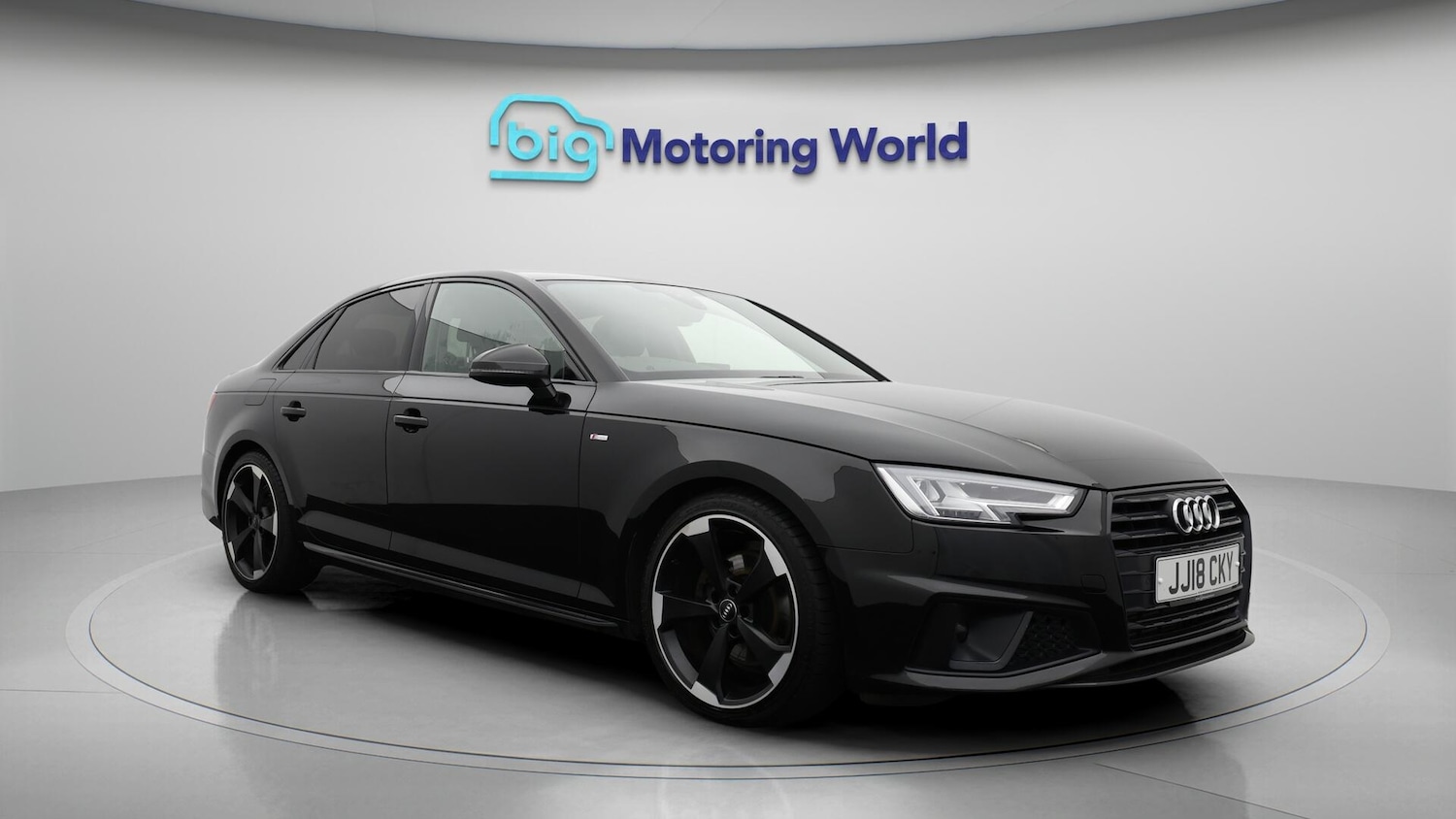 Used Audi A4 2019 for sale - 76484946: Photo 2