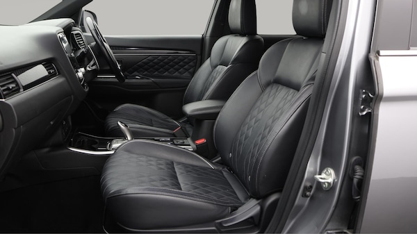 Used Mitsubishi Outlander 2021 for sale - 76295222: Photo 15