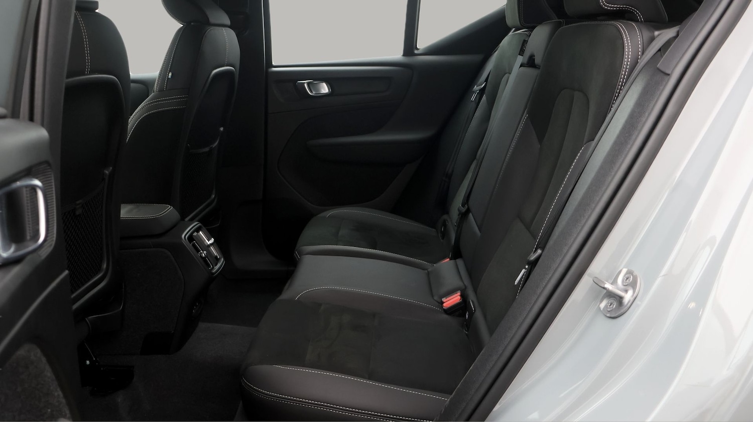 Used Volvo XC40 2023 for sale - 77245395: Photo 16