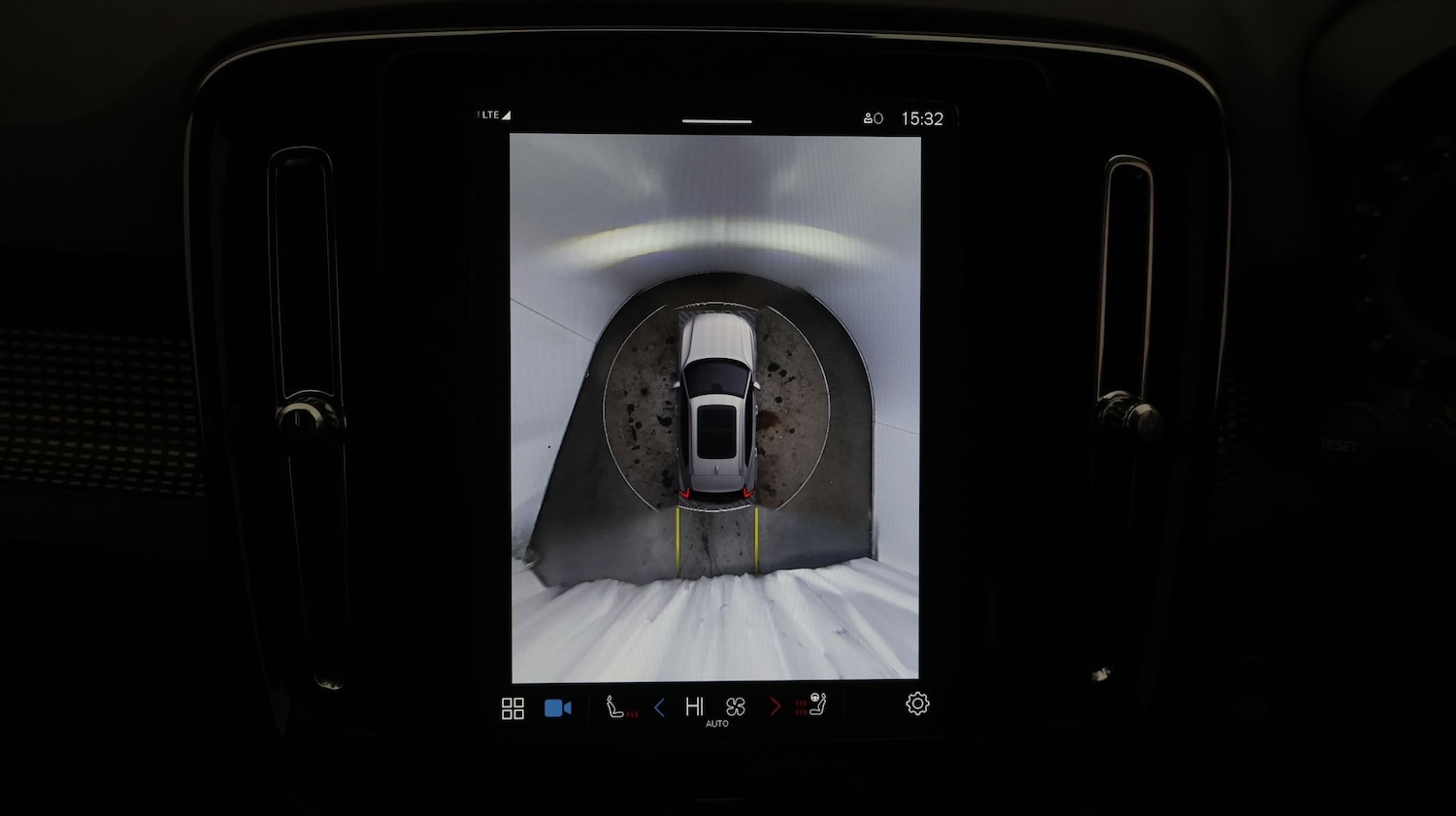 Used Volvo XC40 2023 for sale - 77245395: Photo 21