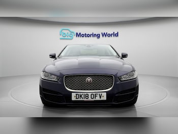 Used Jaguar XE 2018 for sale - 79175228: Photo